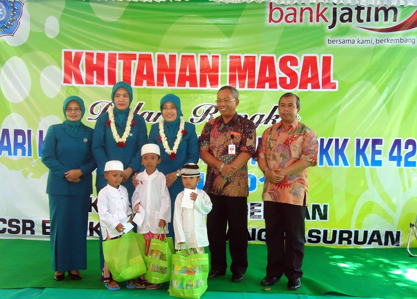 Bank Jatim Membantu Khitan Massal 150 Anak Kab. Pasuruan